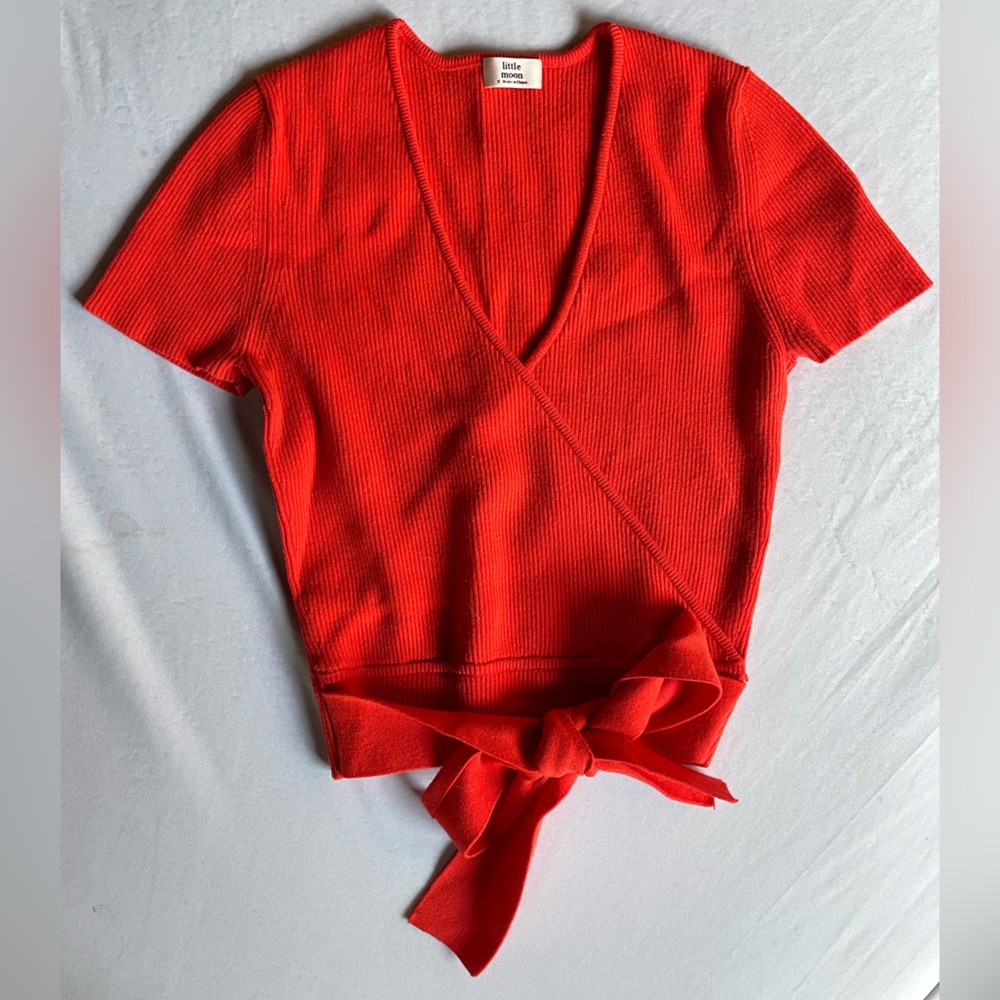 aritzia cropped wrap top